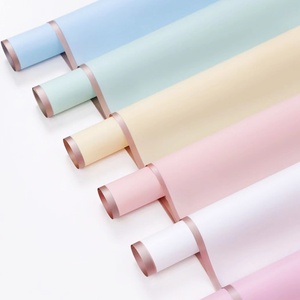 Papel Mate Coreano Personalizado por el Fabricante para Flores, Película de Gelatina Impermeable con Borde Dorado de Resina, Papel para Envoltura de Regalos Florales al por Mayor - Product Image 2