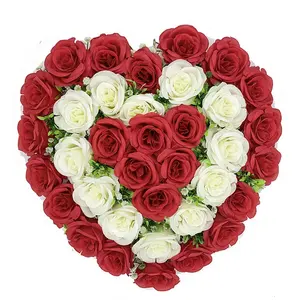 TX0002 Multiple Collocations Wedding Christmas Decoration Supplier Outdoor Artificial Rose Flower Love Heart Wreath