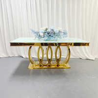 Mesa de Comedor de Lujo de Acero Inoxidable Dorado con Cubierta de Vidrio Templado, Adecuada para Decoración de Fiestas y Alquiler
