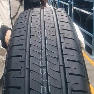 Pneu commercial VAN LT <span class=keywords><strong>C</strong></span> pour l'été ou la neige, <span class=keywords><strong>195</strong></span>/<span class=keywords><strong>70R15</strong></span> 185R15 185/75R16 215/65R15 <span class=keywords><strong>195</strong></span>/75R16 - Product Image 2