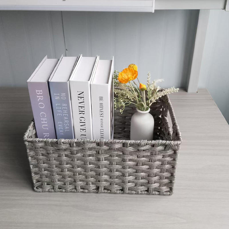 ขอบแคบสีเทาขนาดเล็ก