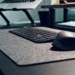 Alfombrilla de Escritorio de Fieltro X919 para Oficina, Alfombrilla para Computadora de 36x12 Pulgadas, Alfombrilla Grande de Fieltro para Ratón y Teclado, Color Gris Oscuro - Product Image 4