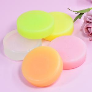 สบู่สมุนไพรจีนสำหรับดูแลจุดซ่อนเร้น สบู่อโรมาเธอราพีจากธรรมชาติ น้ำมันหอมระเหย สบู่ทำความสะอาดจุดซ่อนเร้นสำหรับผู้หญิง ช่วยปรับสมดุลค่า pH ผลิตด้วยมือ มีส่วนผสมของโปรไบโอติก - Product Image 1