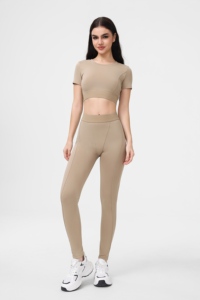 Set Yoga 2 Pezzi: Top Corto Girocollo e Leggings a Vita Alta a Tutta Lunghezza, Senza Cuciture, in Spandex e Poliestere - Product Image 4