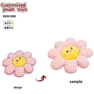 Peluche Personalizzato a Forma di Fiore in Gingham Rosa - <span class=keywords><strong>Cuscino</strong></span> Floreale Sorridente Personalizzato per Arredamento Casa - Product Image 1