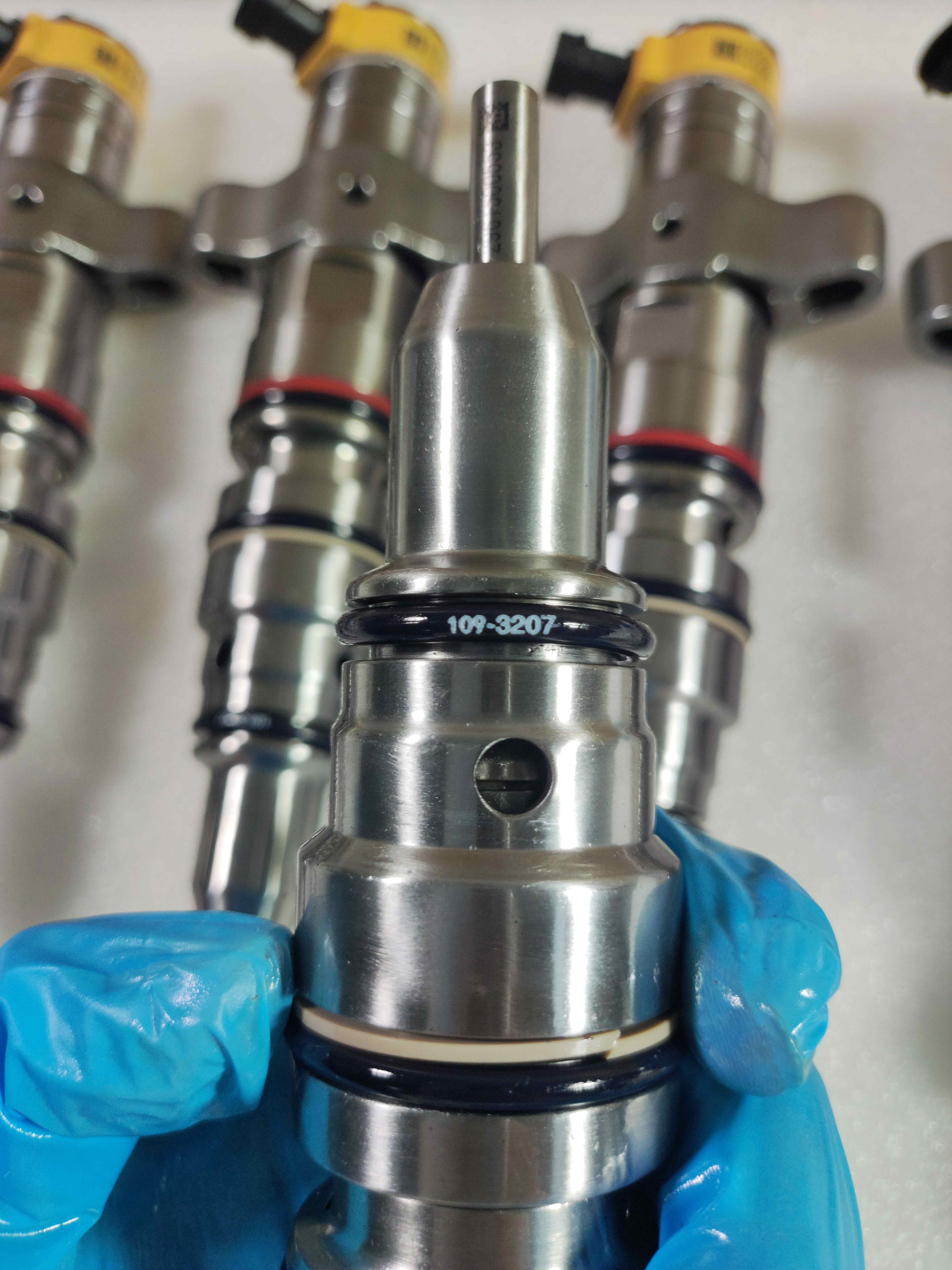 High Quality Diesel injector 177-4754 10R-9237 Diesel Fuel Injector for Cat Engine 3126 3126B 3126E Spare Part