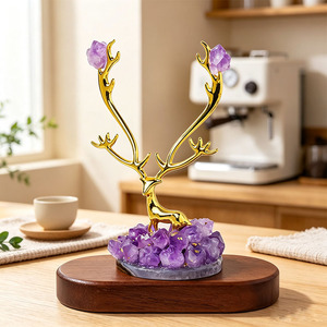 Ornamento di Cervo con Grappolo di Ametista Naturale e Corna Placcate in Oro, Vendita all'Ingrosso, per Arredamento Casa e Regalo Feng Shui - Product Image 3