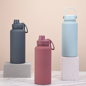 Bouteilles d'<span class=keywords><strong>eau</strong></span> <span class=keywords><strong>de</strong></span> sport <span class=keywords><strong>de</strong></span> grande capacité 1000ML avec logo personnalisé Tasse à boisson sous vide extérieure portable à double paroi en acier inoxydable avec couvercle - Product Image 5
