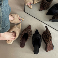 Chaussures pour femmes à talons hauts en fourrure avec imprimé léopard, fourrure artificielle, style élégant et moelleux, chaussures de soirée sexy