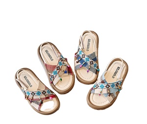 Nouvelles sandales plates pour filles, chaussures d'été pour enfants, chaussures de princesse douces à semelle souple - Product Image 1