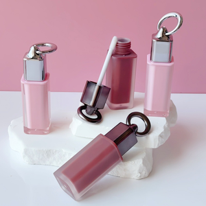 Tubo de brillo labial de 4 ml con anillo, etiqueta privada, aceite labial rosa esmerilado, tubo vacío para brillo labial - Product Image 1
