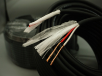 Câble audio/vidéo Xiniutou en cuivre noir 2*1.0mm 50-100m avec gaine en PVC souple, emballage en bobine pour scène professionnelle