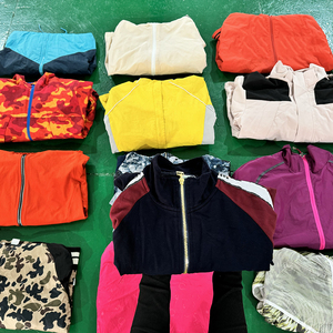 Vêtements d'occasion pour femmes Vestes d'occasion Vestes d'occasion Vestes Preloved Vente en gros - Product Image 2