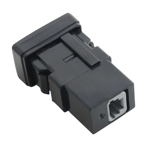 Prise d'entrée auxiliaire 86190-06010 pour Toyota Yaris 2007 2008 2009, montage sur panneau, connecteur ABS 12V - Product Image 5