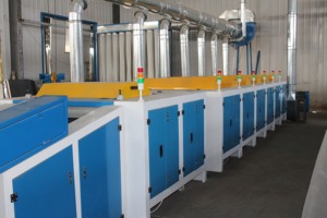 La nouvelle machine à peigner des usines <span class=keywords><strong>de</strong></span> fabrication <span class=keywords><strong>de</strong></span> textiles recycle les déchets <span class=keywords><strong>de</strong></span> <span class=keywords><strong>coton</strong></span> vêtements noyau moteur composant fibre <span class=keywords><strong>fil</strong></span> d'ouverture - Product Image 5
