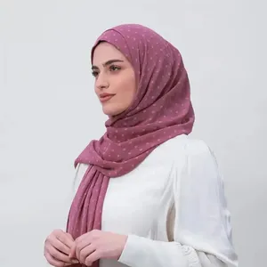 跨境新款热销马来西亚印尼长巾植绒羊毛球加厚雪纺围巾