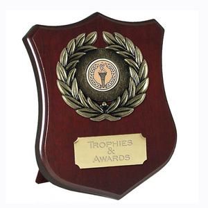 لوحة تكريم خشبية مخصصة بشعار مطبوع، جائزة اللهب من خشب الماهوجني - Product Image 3