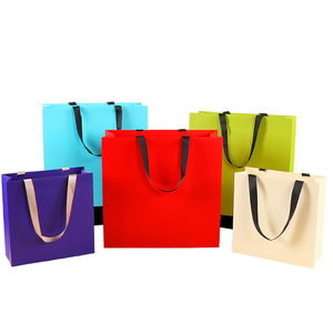 Quà tặng cao cấp bao bì túi mua sắm Bán buôn giá rẻ quần áo đồ lót cửa hàng xây dựng thương hiệu màu xanh lá cây túi giấy với logo riêng của bạn - Product Image 2