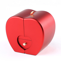 Nouvelle conception de boîte de rangement pour bijoux en plastique, boîte de rangement pour boucles d'oreilles en forme de pomme de Noël, emballage