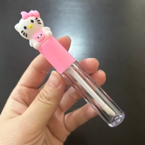 ISMAN Tubes de brillant à lèvres vides de 3 ml, motif chaton de dessin animé, contenants mignons pour huile à lèvres en forme d'animal, emballage de maquillage pour enfants, logo personnalisé - Product Image 3