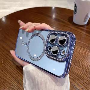 Funda para iPhone 17 Pro Max, con diamantes laterales, magnética, transparente, electrochapada, de cobertura total y anticaídas - Product Image 4