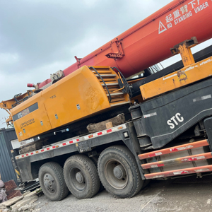 Grúa Móvil de Servicio Pesado SANYY/X-C-M-G/ZOOMLION STC1000C de 40M con Motor para Soluciones Confiables de Manejo de Materiales en SHANGHAI - Product Image 1