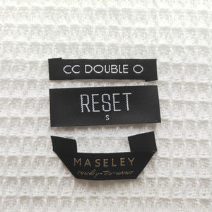 Logo de cou en tissu privé tissé personnalisé Designers Labels Tags pour My Clothes Garment Shoes Marque Name - Product Image 2