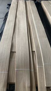 Strisce di Impiallacciatura <span class=keywords><strong>in</strong></span> <span class=keywords><strong>Rovere</strong></span> Europeo Tagliato a Quarto da 0,5 mm Grado A.AA.AAA per Mobili e Edifici Commerciali - Product Image 6