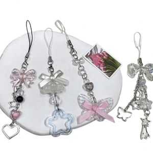Breloques de téléphone portable Y2K, cordon perlé, pendentifs mignons, porte-monnaie, porte-clés papillon et cœur en cristal - Product Image 1