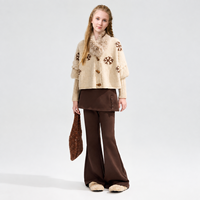 Cardigan en tricot pour filles avec col en fausse fourrure, motif flocon de neige jacquard, boutons en corne, coupe ample, court, pour enfants
