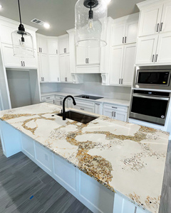 Plans de travail de <span class=keywords><strong>cuisine</strong></span> modernes en quartz blanc cristal avec des paillettes noires, épaisseur 20 mm/30 mm, durables et faciles d'<span class=keywords><strong>entretien</strong></span> - Product Image 1