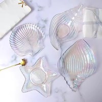 Assiettes en verre transparent de style classique en forme d'escargot de mer, d'étoile de mer et de coquille Saint-Jacques, avec bord doré, vente en gros d'usine, idéales pour offrir