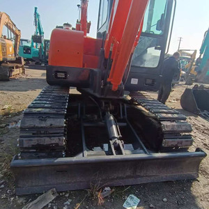 รถขุด Doosan DH60-7 มือสอง 6 ตัน รถขุดเกาหลี พร้อมใบมีด คุณภาพสูง อุปกรณ์ก่อสร้างมือสอง Doosan DH60 DH60-7 - Product Image 3
