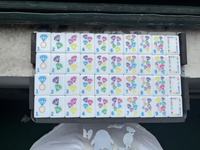 Lindas fichas de mahjong acrílicas blancas americanas con temática de fiesta, diseño de arcoíris, bola de discoteca, patrón de champán y vino, juego de mahjong femenino para el tiempo libre.
