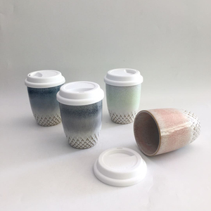 Заказной логотип оптом современный стиль деликатная Прочная Керамическая кружка для кофе с крышкой - Product Image 1