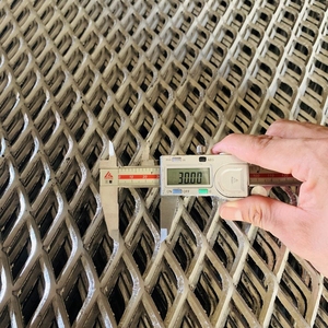 Grille en métal expansé lourd treillis en métal expansé <span class=keywords><strong>pour</strong></span> <span class=keywords><strong>plancher</strong></span> de remorque - Product Image 5