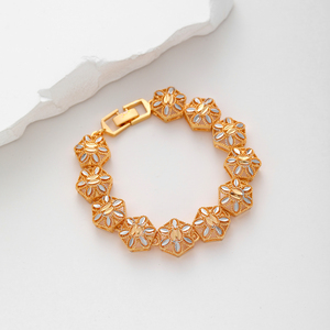 Оптовая продажа: Классический браслет-цепочка CM Jewelry в дубайском/саудовском стиле для женщин, позолоченный 24-каратным золотом, с креативной полой застежкой в виде сердца - Product Image 1