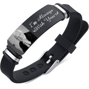 Bracciale personalizzato con immagine in acciaio inox Gel di silice <span class=keywords><strong>coppia</strong></span> con disegno di personalizzazione foto bracciale - Product Image 1