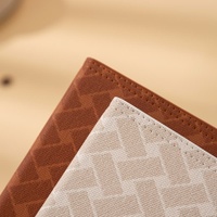 Carnet de notes A5 en cuir PU durable de qualité supérieure avec logo personnalisé, design élégant et attache pour stylo, idéal pour l'écriture professionnelle