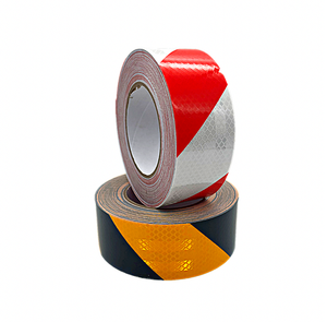 Ruban adhésif de sécurité réfléchissant DOT C2, rouge et blanc, rétro-réfléchissant, pour remorque et camion - Product Image 4