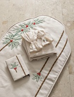 Nouvelle Collection 2026 : Ensemble de Prière de Luxe 3-en-1 avec Tapis Brodé, Housse de Coran et Abaya – Cadeaux de Ramadan pour Musulmans