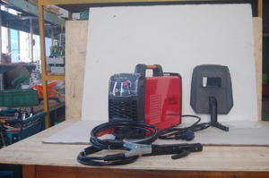 เครื่องเชื่อม ARC MMA รุ่นอื่นๆ MMA120 ขายให้กับ <span class=keywords><strong>RONIX</strong></span> พร้อมกล่องบรรจุภัณฑ์แบบมีพัดลม - Product Image 5
