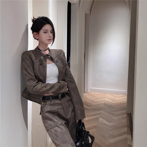 Giacca Corta da Motociclista Stile Vintage Americano per <span class=keywords><strong>Donna</strong></span> in Pelle Scamosciata Marrone Caffè - Product Image 3