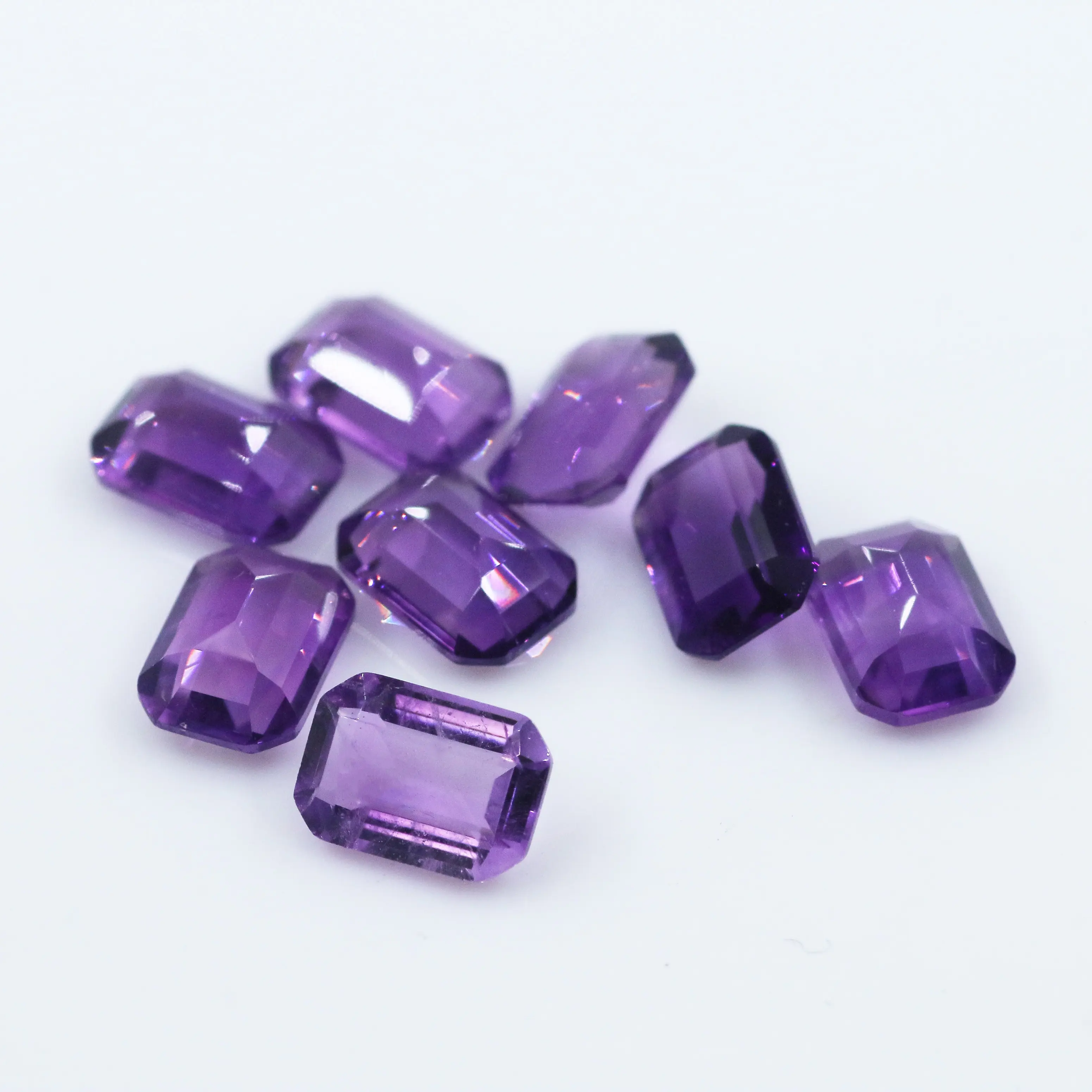 Gemas naturales HanYu Corte Esmeralda Cristal de amatista púrpura Piedra de amatista natural suelta