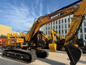 Excavadora de cadenas SY215C usada de construcción robusta, unidad de alto torque para excavación de almacenes de materiales y movimiento de grandes volúmenes de tierra - Product Image 5