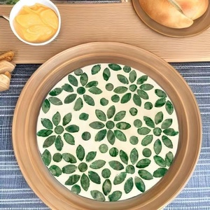 Wärmeisolierende, umweltfreundliche, kreative Tischsets aus Perlmutt-MDF, hochwertige Tassenuntersetzer, luxuriöse Haushaltsmatten für westliche Küche - Product Image 4