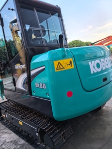 ผลิตในญี่ปุ่นแท้ รถขุดขนาดเล็ก Kobelco SK60-8 มือสอง 6 ตัน รุ่นปี 2025 กำลัง 100 กิโลวัตต์ ผ่านการทดสอบและตรวจสอบแล้ว พร้อมขาย - Product Image 2