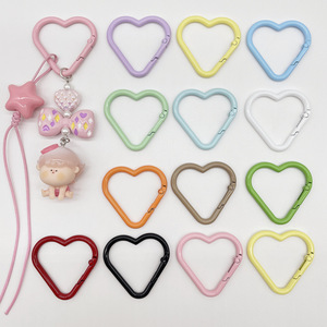 Mosquetón <span class=keywords><strong>de</strong></span> aleación <span class=keywords><strong>de</strong></span> zinc colorido con cierre <span class=keywords><strong>de</strong></span> resorte <span class=keywords><strong>de</strong></span> corazón grande, accesorio DIY para llavero, anillo abierto, colgante para bolso - Product Image 2