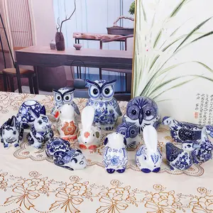 중국 전통 청색과 흰색 도자기 가정 장식 조각 동물 장식품 도매