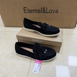 حذاء برغ خريفي بنمط جديد مسطح مع مشبك ومسطح للكاحل - Product Image 4